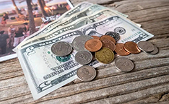 日均交易超780亿英镑 全球人民币离岸交易近半在伦敦